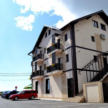 Casa Caroli Guest house Targu Jiu